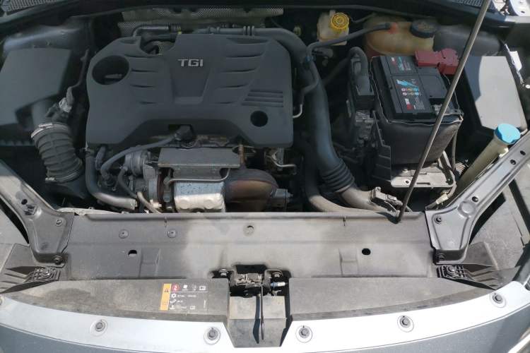 Used MG 6 2019 20T Automatic Starlight Edition Engine Bay