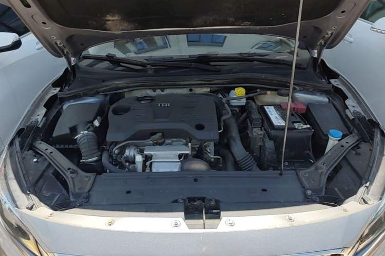 Used MG 6 2019 20T Manual Sport Edition Engine Bay