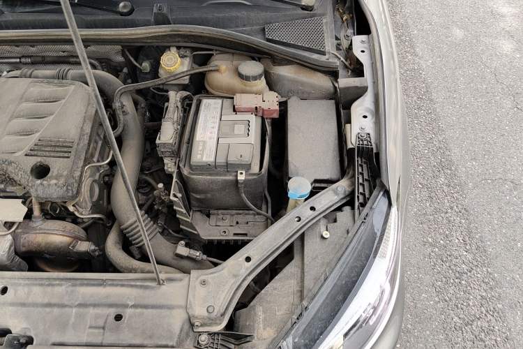 Used MG 6 2019 20T Automatic Sport Edition Engine Bay Left
