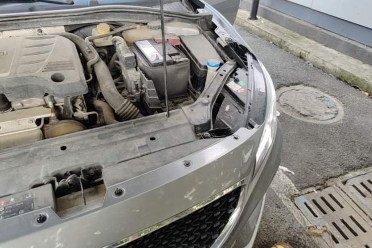 Used MG 6 2019 20T Automatic Sport Edition Engine Bay Left
