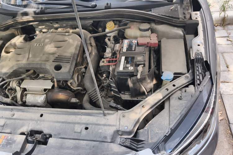 Used MG 6 2019 20T Automatic Trophy Racing Edition + Sporty Rear Exhaust Racing Kit Engine Bay Left