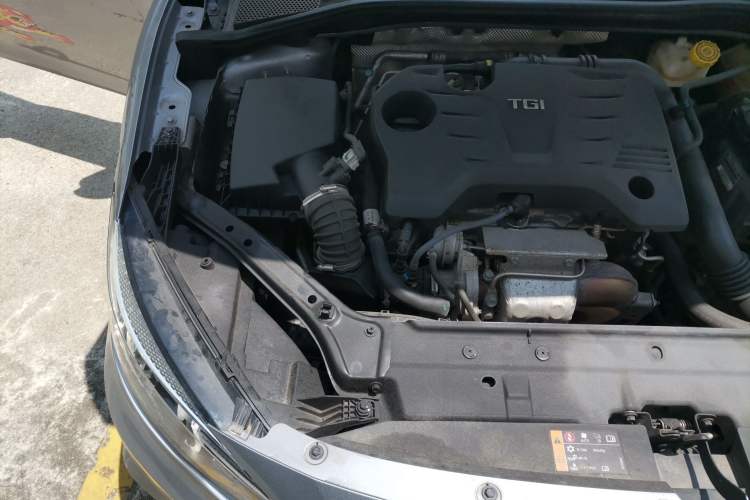 Used MG 6 2019 20T Automatic Starlight Edition Engine Bay Right