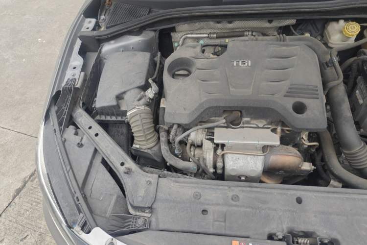 Used MG 6 2019 20T Automatic Trophy Racing Edition + Sporty Rear Exhaust Racing Kit Engine Bay Right