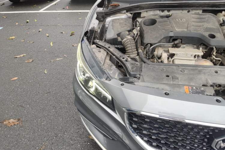Used MG 6 2019 20T Automatic Sport Edition Engine Bay Right