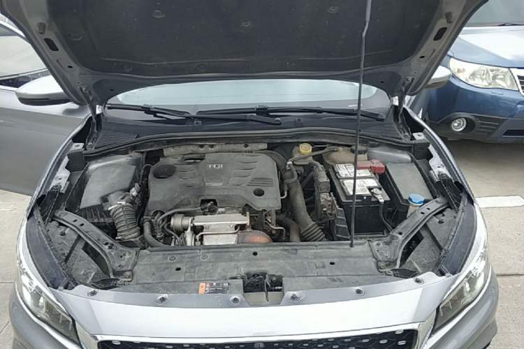Used MG 6 2019 20T Automatic Starlight Edition Engine Bay