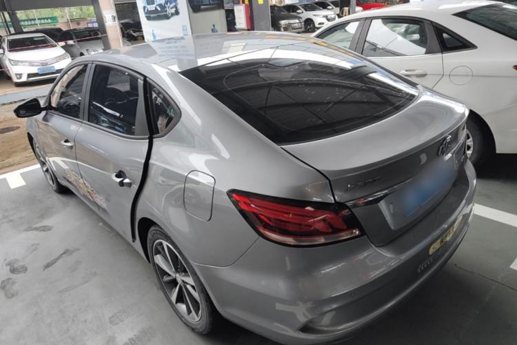 Used MG 6 2019 20T Automatic Starlight Edition Exterior 2