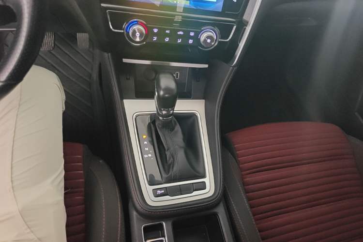 Used MG 6 2019 20T Automatic Starlight Edition Gear Lever