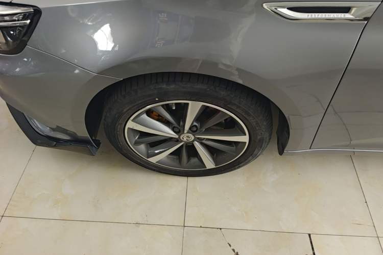 Used MG 6 2019 20T Automatic Starlight Edition Left Front Wheel Hub
