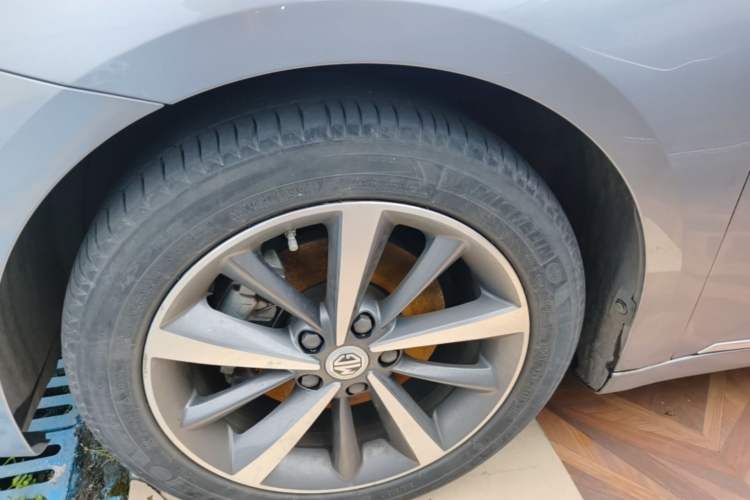Used MG 6 2019 20T Automatic Sport Edition Left Front Wheel Hub