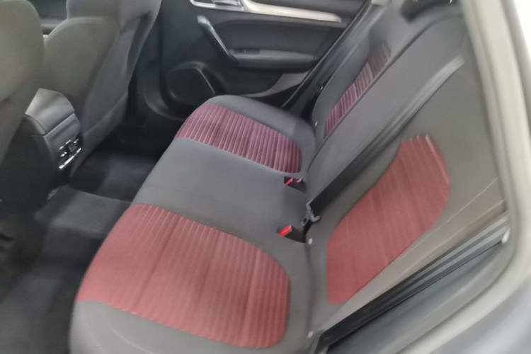 Used MG 6 2019 20T Automatic Starlight Edition Left Rear Seat