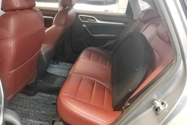 Used MG 6 2019 20T Automatic Starlight Edition Left Rear Seat