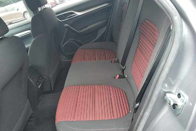 Used MG 6 2019 20T Automatic Starlight Edition Left Rear Seat