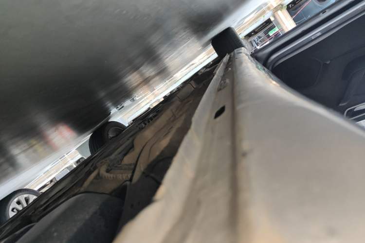 Used MG 6 2019 20T Automatic Starlight Edition Left Side Sill