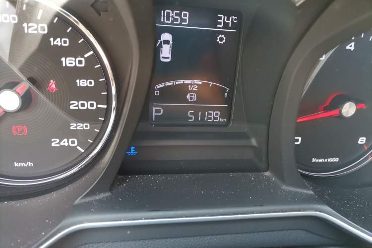 Used MG 6 2019 20T Automatic Starlight Edition Odometer Close Up