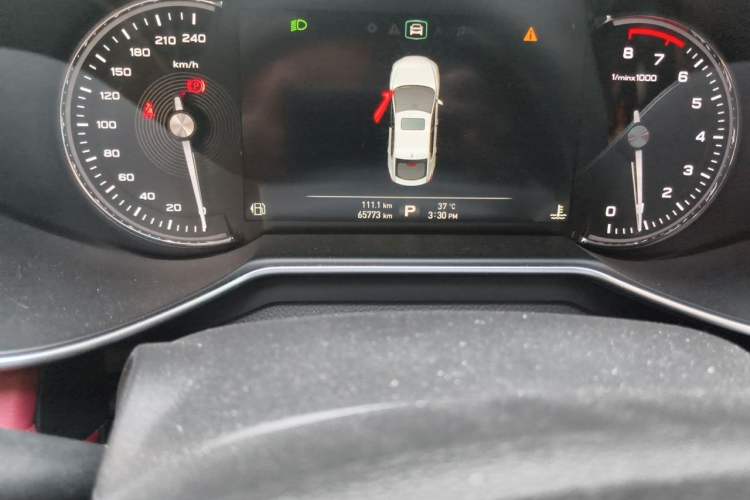 Used MG 6 2019 20T Automatic Trophy Racing Edition + Sporty Rear Exhaust Racing Kit Odometer Close Up