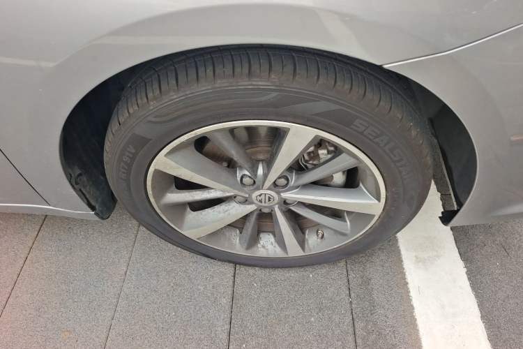 Used MG 6 2019 20T Automatic Starlight Edition Right Front Wheel Hub