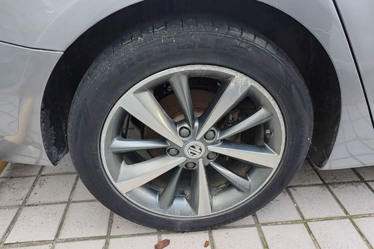 Used MG 6 2019 20T Manual Sport Edition Right Rear Wheel Hub
