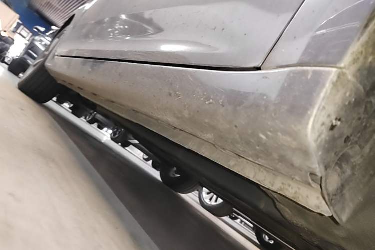 Used MG 6 2019 20T Automatic Starlight Edition Right Side Sill