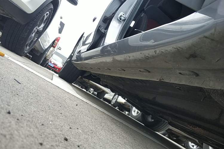 Used MG 6 2019 20T Automatic Starlight Edition Right Side Sill