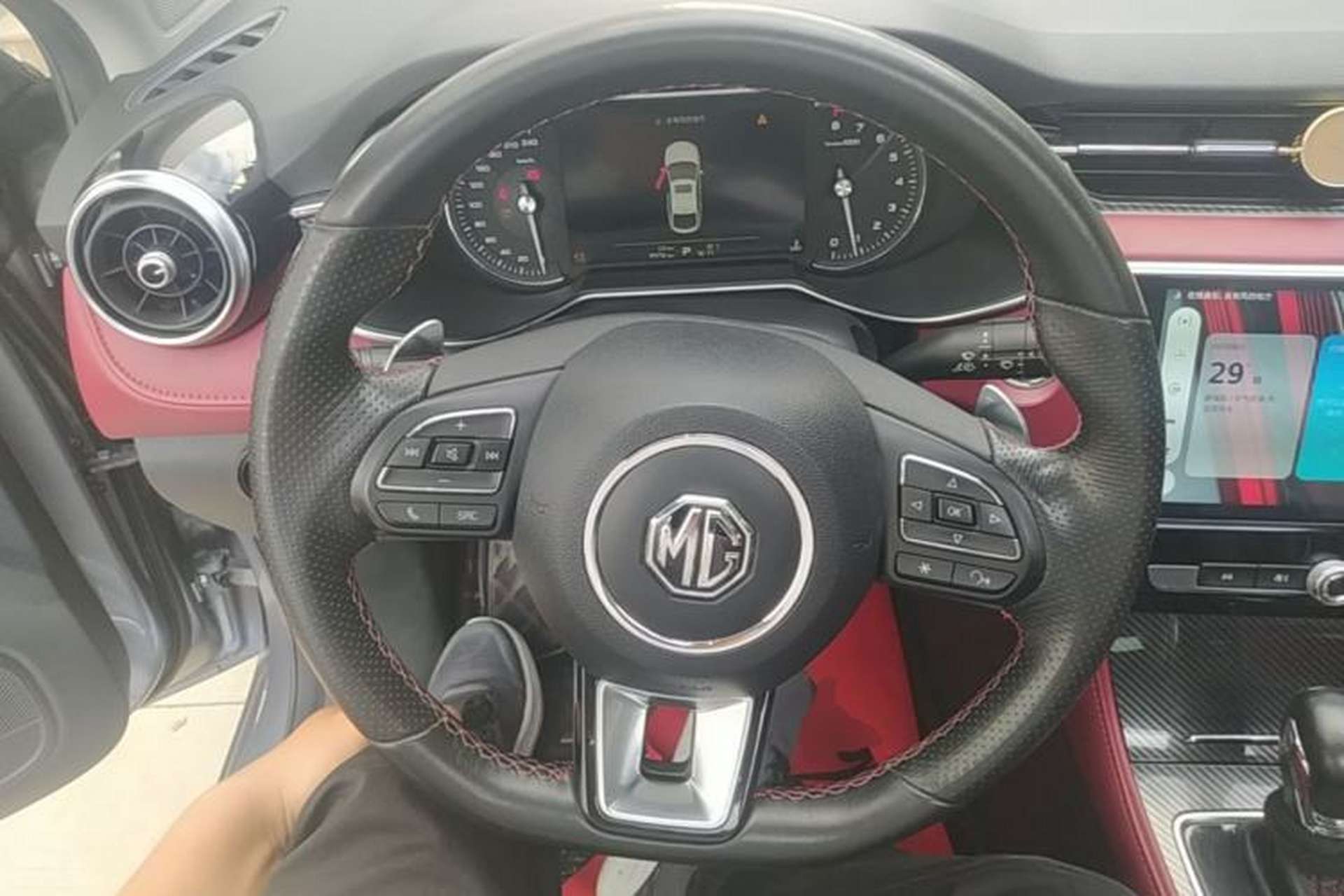 Used MG 6 2019 20T Automatic Trophy Racing Edition + Sporty Rear Exhaust Racing Kit Steering Wheel