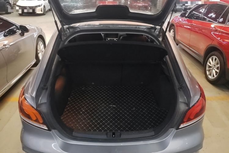 Used MG 6 2019 20T Automatic Starlight Edition Trunk