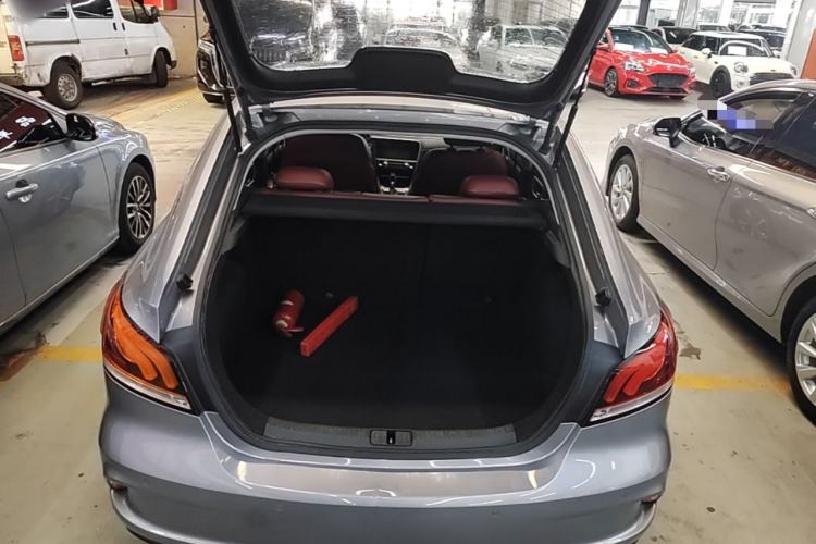 Used MG 6 2019 20T Automatic Starlight Edition Trunk