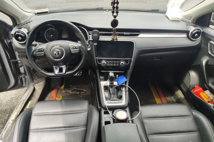 Used MG 6 2019 20T Automatic Sport Edition Center Console