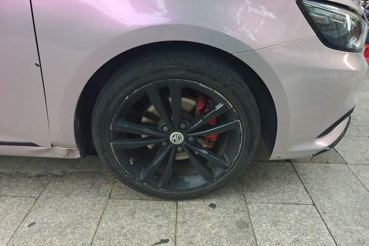 Used MG 6 2019 20T Automatic Trophy Racing Edition + Sporty Rear Exhaust Racing Kit Right Front Wheel Hub