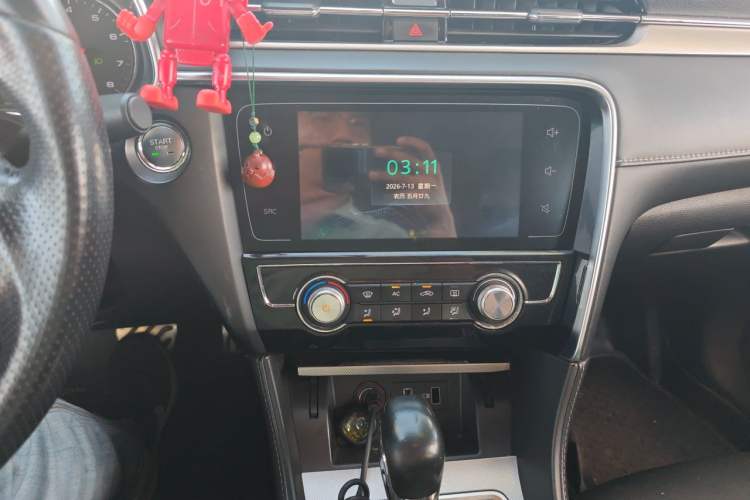 Used MG 6 2019 20T Automatic Sport Edition Audio And AC Panel
