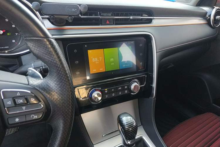 Used MG 6 2019 20T Automatic Starlight Edition Audio And AC Panel
