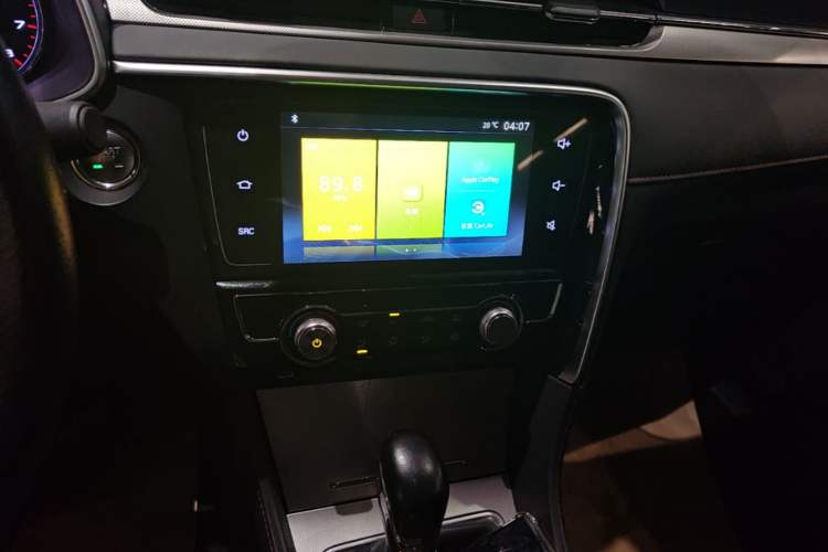 Used MG 6 2019 20T Automatic Starlight Edition Audio And AC Panel