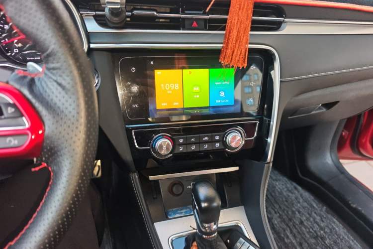 Used MG 6 2019 20T Automatic Sport Edition Audio And AC Panel