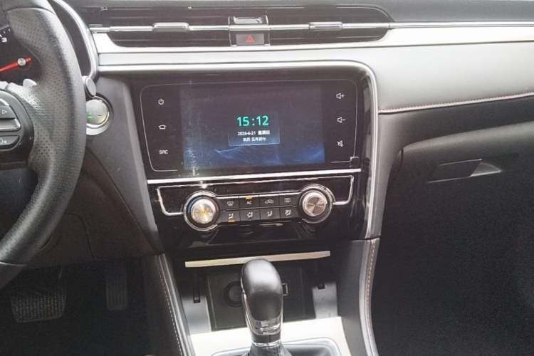 Used MG 6 2019 20T Automatic Starlight Edition Audio And AC Panel