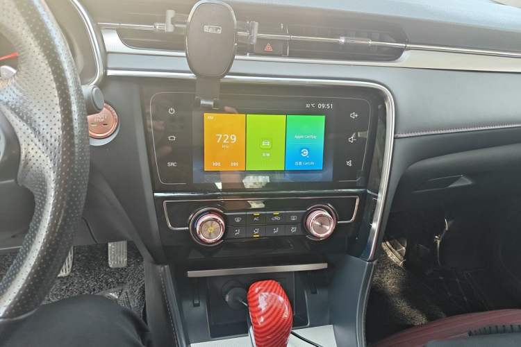Used MG 6 2019 20T Automatic Starlight Edition Audio And AC Panel