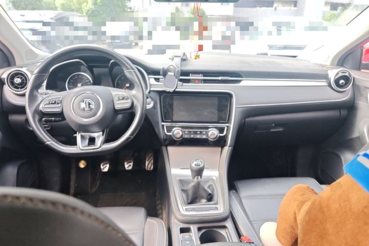 Used MG 6 2019 20T Manual Sport Edition Center Console
