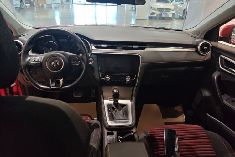 Used MG 6 2019 20T Automatic Starlight Edition Center Console