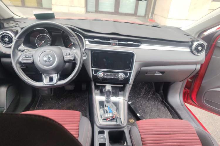 Used MG 6 2019 20T Automatic Starlight Edition Center Console