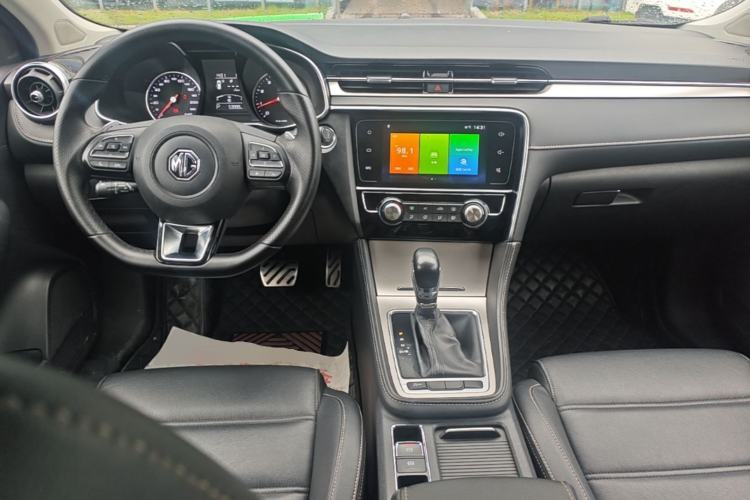 Used MG 6 2019 20T Automatic Sport Edition Center Console