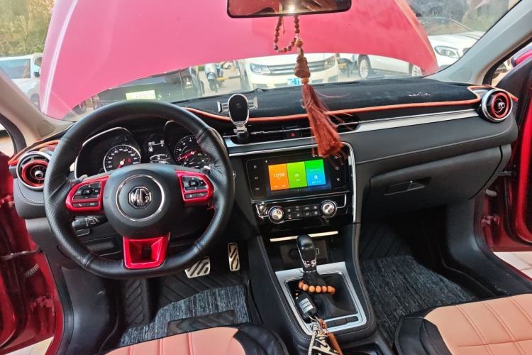 Used MG 6 2019 20T Automatic Sport Edition Center Console