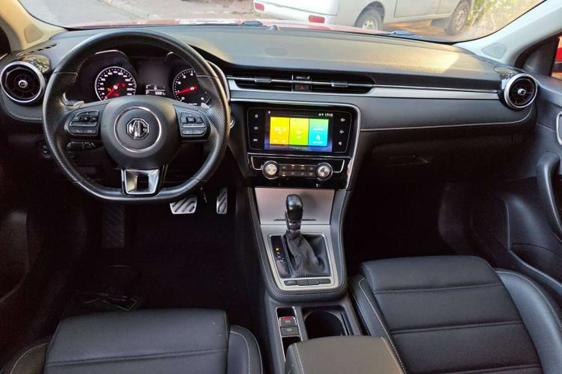 Used MG 6 2019 20T Automatic Sport Edition Center Console