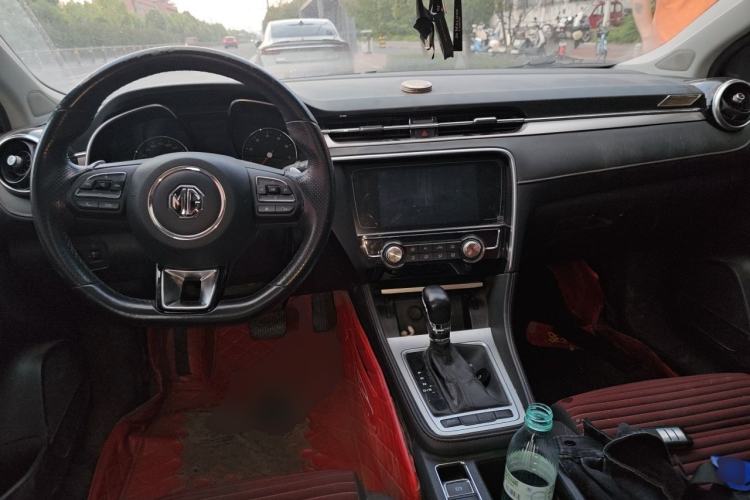 Used MG 6 2019 20T Automatic Starlight Edition Center Console