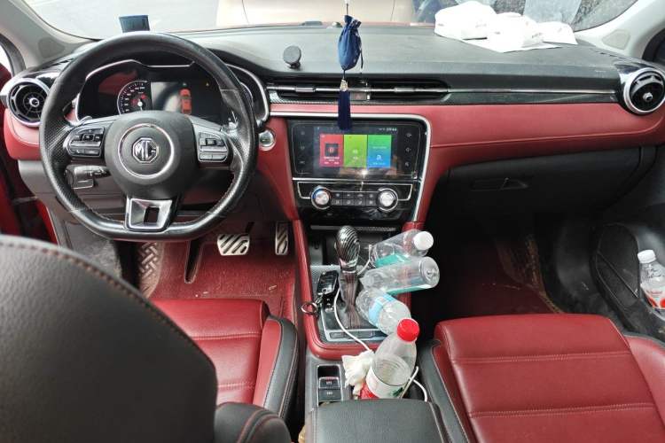 Used MG 6 2019 20T Automatic Trophy 10th Anniversary Edition Center Console