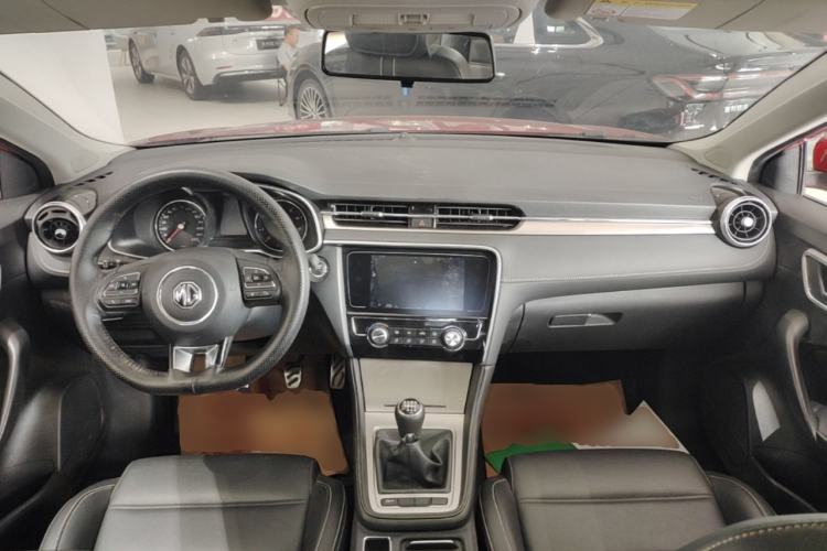 Used MG 6 2019 20T Manual Sport Edition Center Console