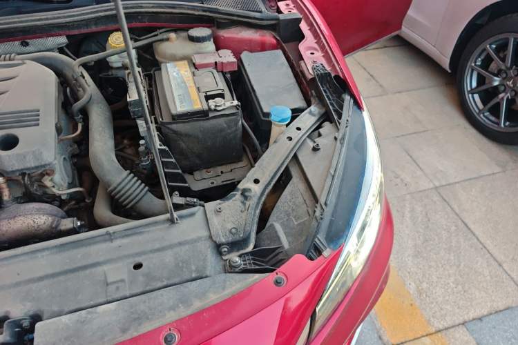 Used MG 6 2019 20T Automatic Sport Edition Engine Bay Left