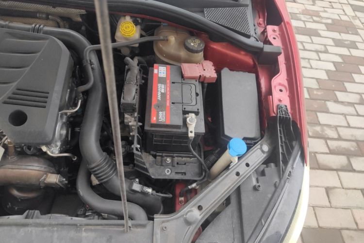 Used MG 6 2019 20T Automatic Starlight Edition Engine Bay Left