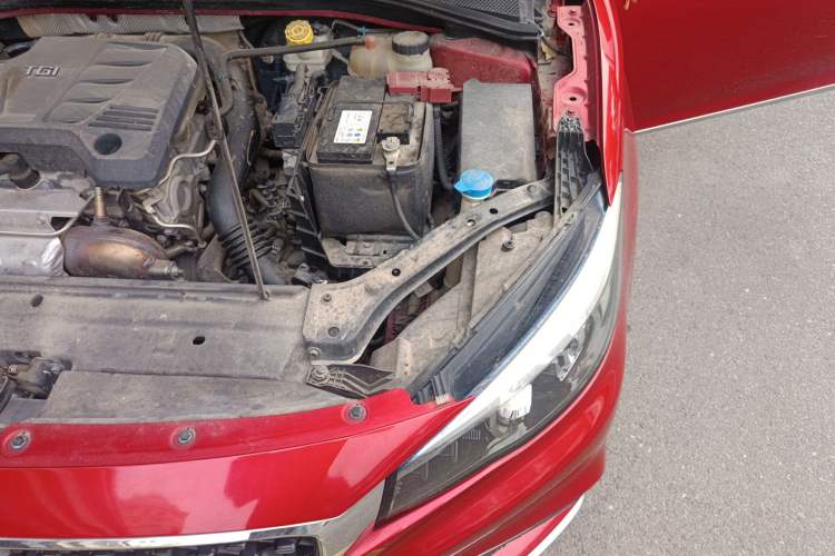 Used MG 6 2019 20T Automatic Sport Edition Engine Bay Left