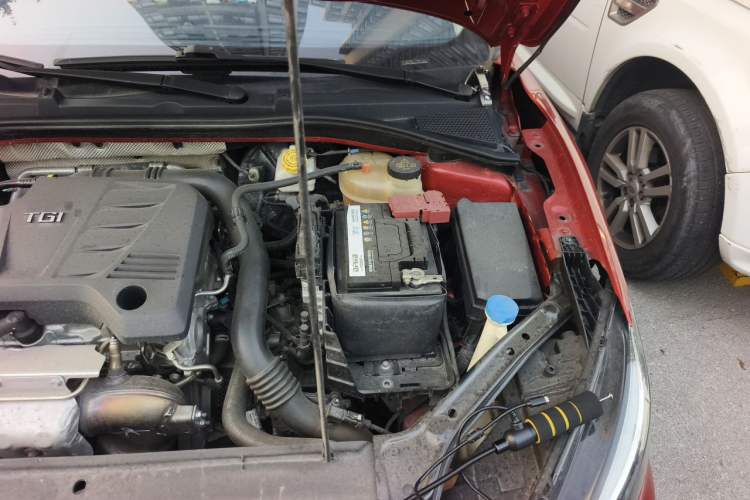 Used MG 6 2019 20T Automatic Trophy Racing Edition + Sporty Rear Exhaust Racing Kit Engine Bay Left