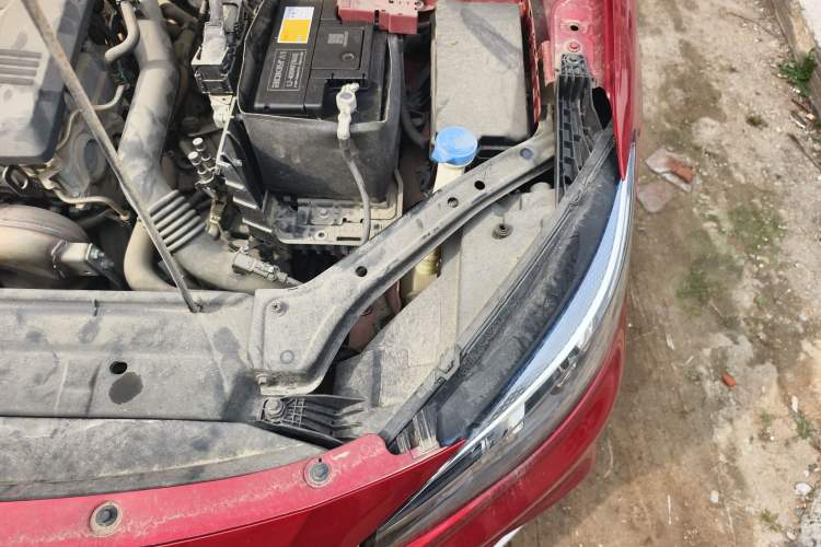 Used MG 6 2019 20T Automatic Sport Edition Engine Bay Left