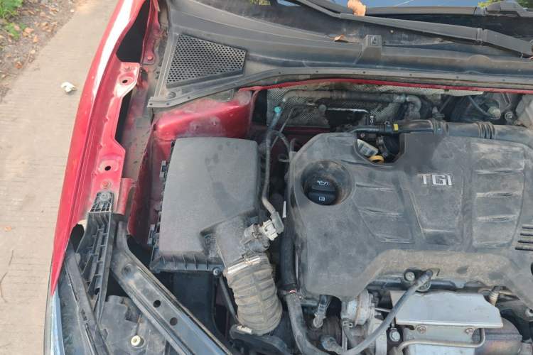 Used MG 6 2019 20T Automatic Sport Edition Engine Bay Right