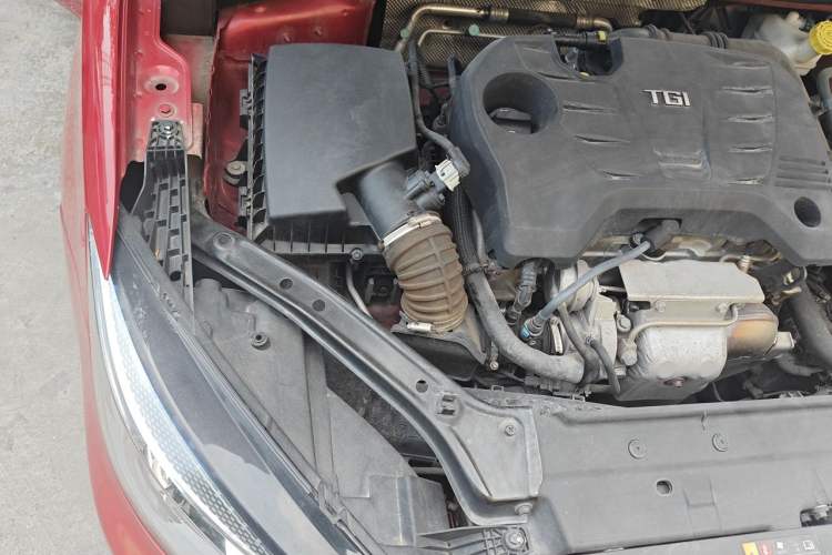 Used MG 6 2019 20T Automatic Starlight Edition Engine Bay Right